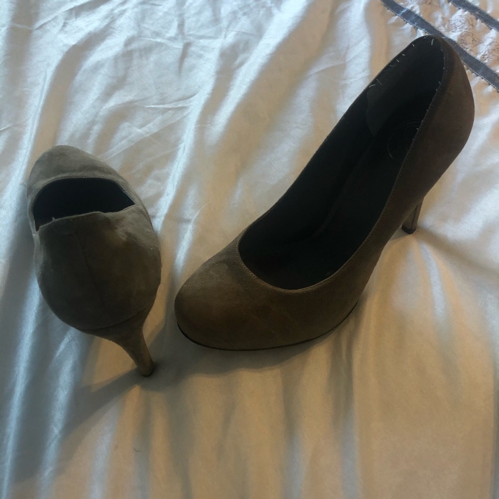 Jessica Simpson suede high heels